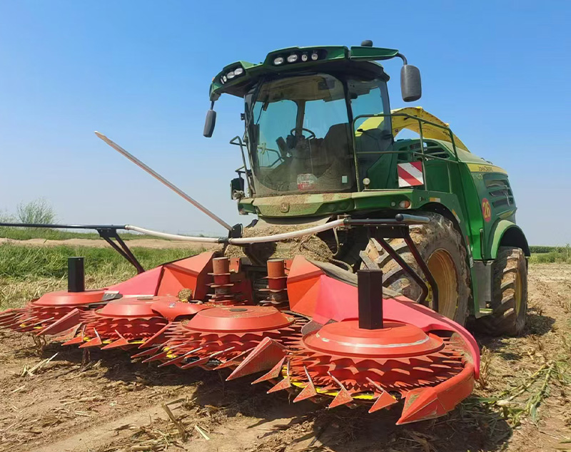XWD-460plus 12-Row Rotary Corn Header