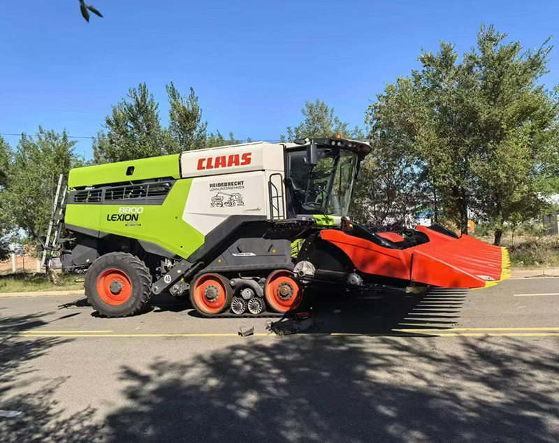 XWD-16 Row Corn Head