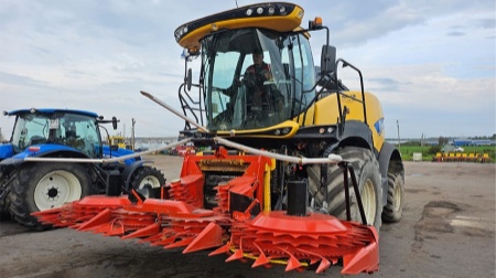 How Rotary Corn Headers with Various Working Widths Empower Modern Farming